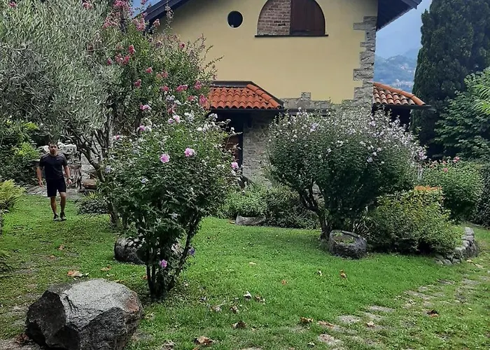 Rosina Lakeside Oliveto Lario